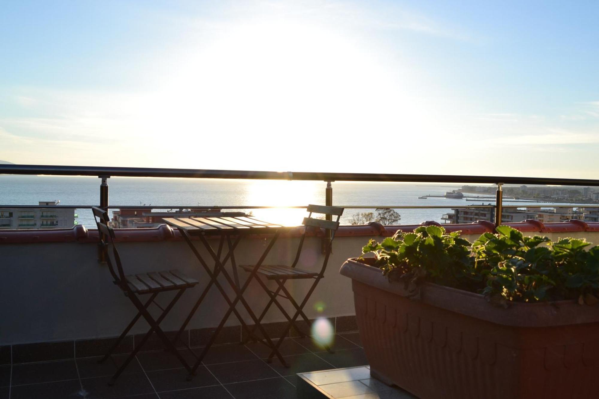 Seaview Penthouse Terrace & Garage Διαμέρισμα Vlorë Εξωτερικό φωτογραφία