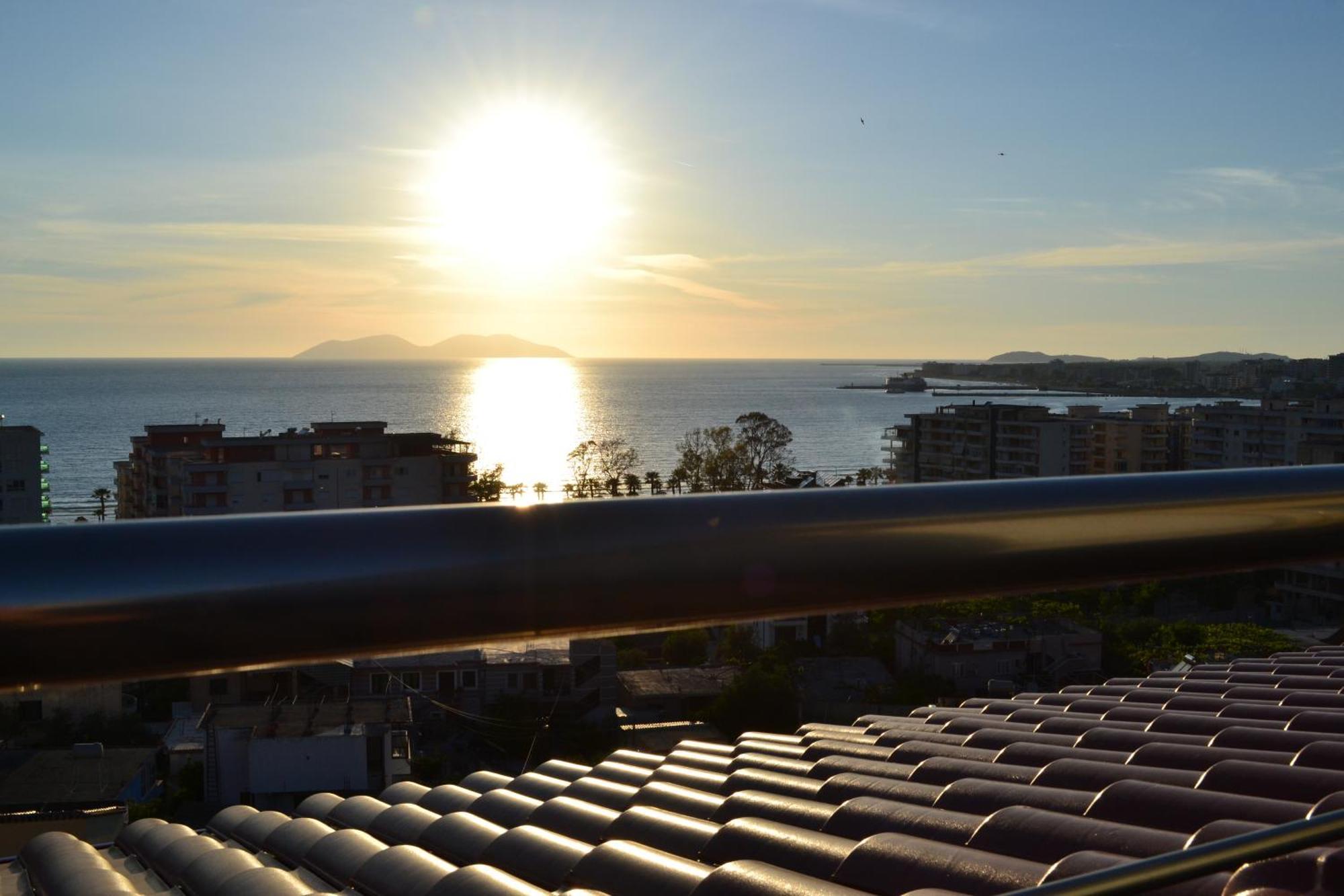 Seaview Penthouse Terrace & Garage Διαμέρισμα Vlorë Εξωτερικό φωτογραφία